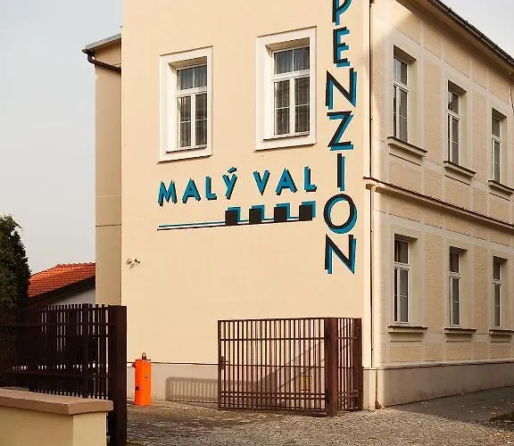Maly Val 3*