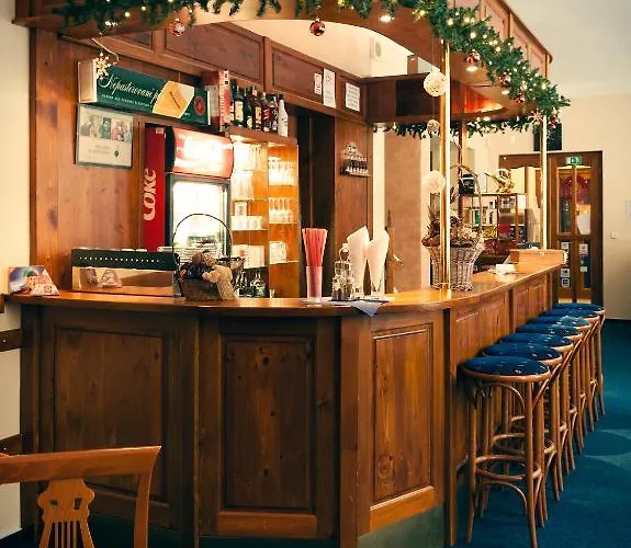 Maly Val Hotel